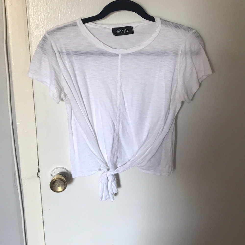 Tie front crop t